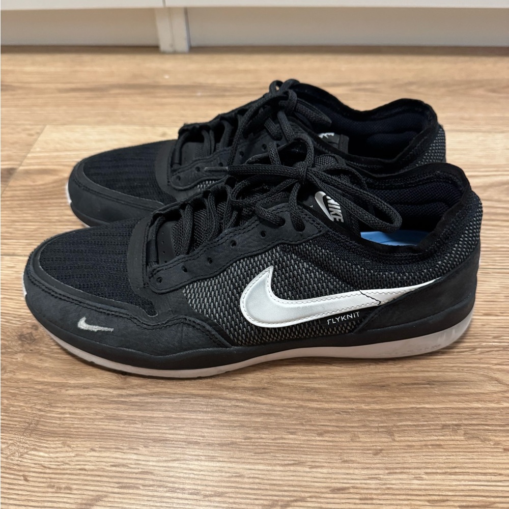 Nike SB PS8 - Men’s 9.5 US